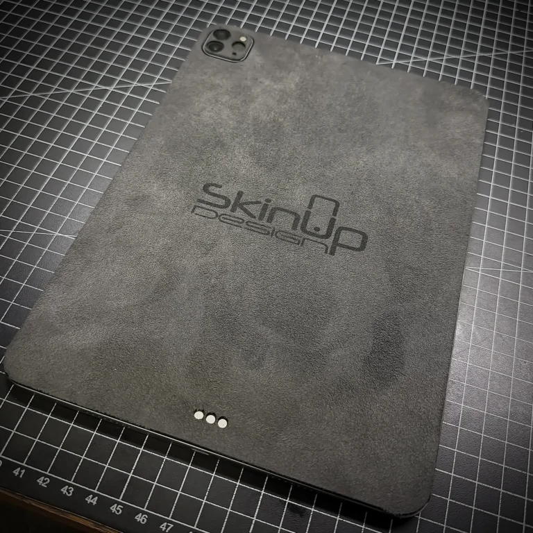 ipad-11-pro-alcantara-grey-skin-1000×1000