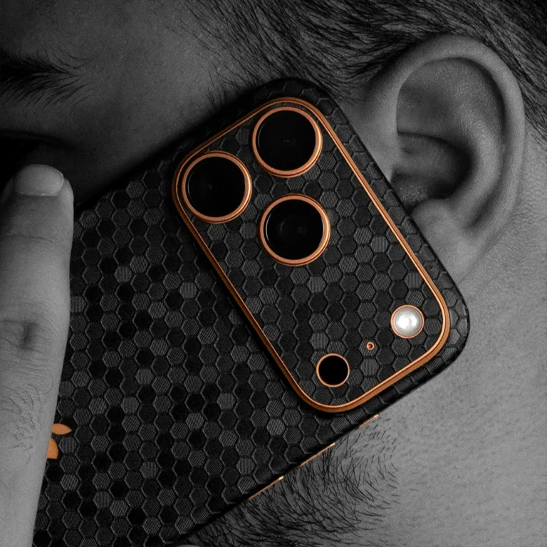 iphone-17-pro-skins-swarm-black-ohr