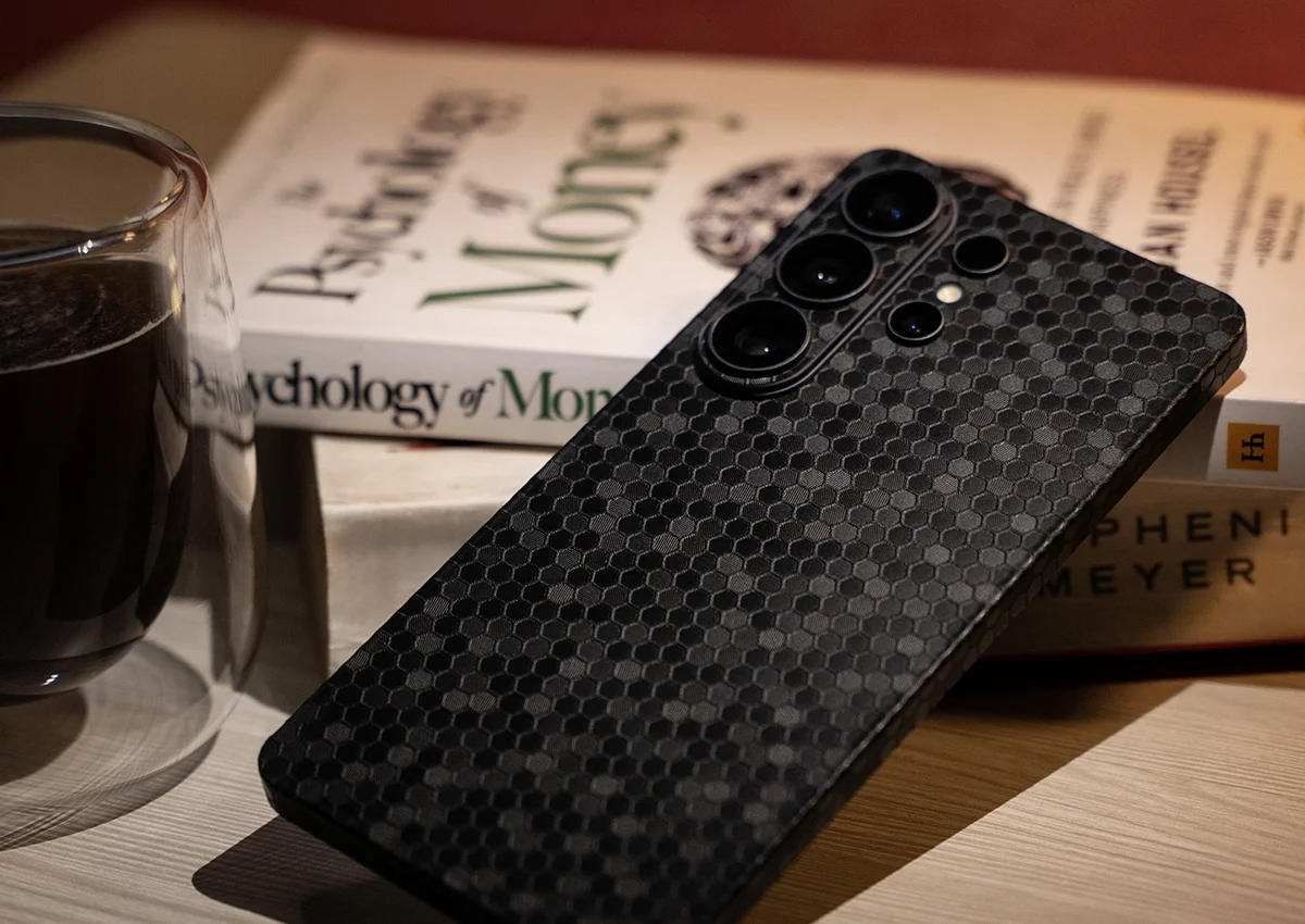 samsung-galaxy-s26-ultra-skins-honeycomb-titel-1200x1200